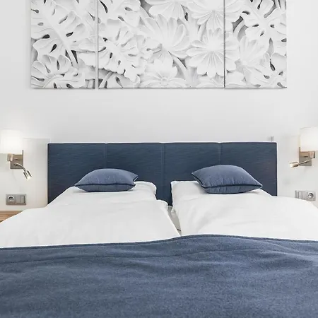 Nadmorskie Tarasy 2 By Jantar *